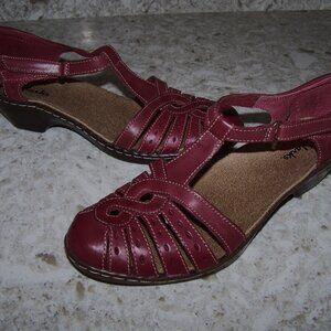 Clarks Red Sandals ‘Wendy-Tiger Q’ 6.5 M